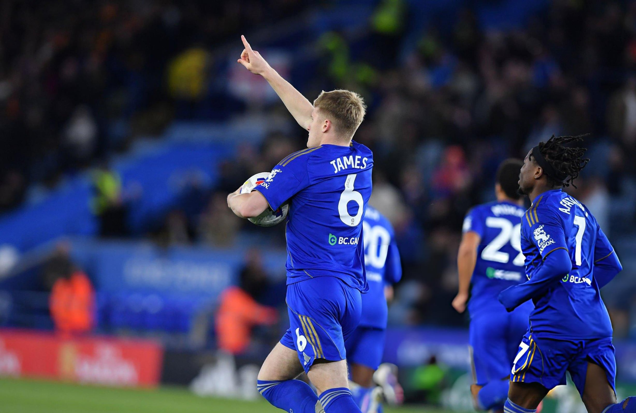 Goles de James y Thomas ilusionaron a la afición por una salvación momentánea. (Foto: Getty Images)