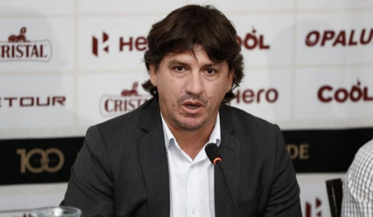 Jean Ferrari habló sobre la posibilidad de que se enfrenten Universitario y Alianza en Copa. (Foto: Agencias).