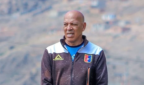 Mosquera culpó al arbitraje por descenso de Alianza Universidad y reveló llamada de Juan Pablo II