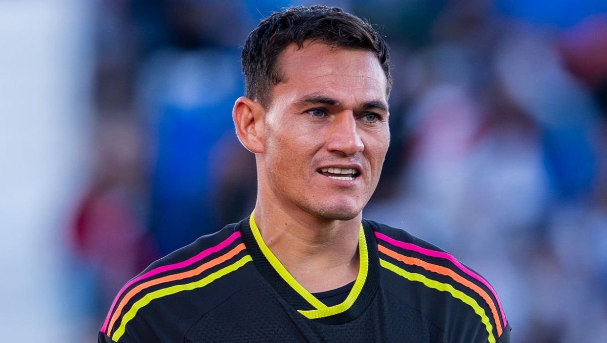 Jairo Vélez fue titular en los dos primeros amistoso de Perú con Mano Menezes. (Foto: Getty Images)