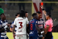 “Si era roja no pasaba nada”: ‘Juego en Corto’ analizó la polémica tarjeta a Advíncula en el ‘U’ vs. Alianza Lima