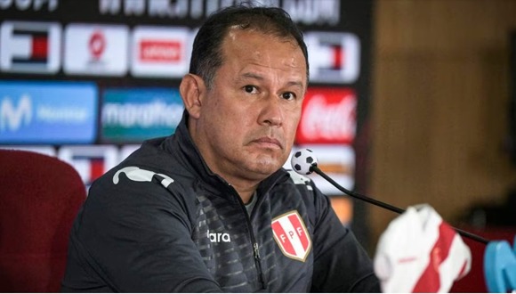 Juan Reynoso está dirigiendo su primera Eliminatoria como entrenador. (Foto: AFP)