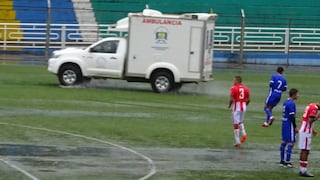 Segunda División: cancha inundada de Hualgayoc trajo hipotermia y un jugador llevado en ambulancia