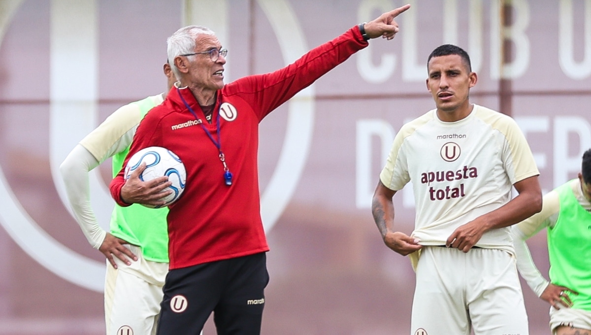 Héctor Cúper llegó a Universitario tras el interinato de Jorge Araujo. (Foto: Universitario)
