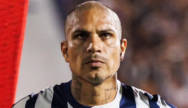 Paolo Guerrero tiene contrato con Alianza Lima hasta finales del 2026. (Foto: Getty Images)