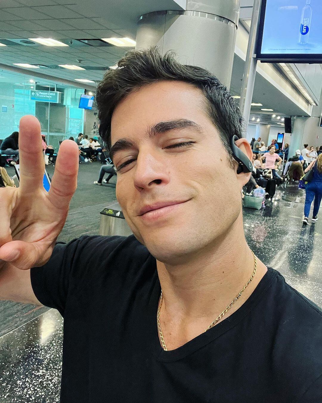 Danilo Carrera es el nuevo conductor del programa "Hoy Día" de Telemundo (Foto: Danilo Carrera / Instagram)