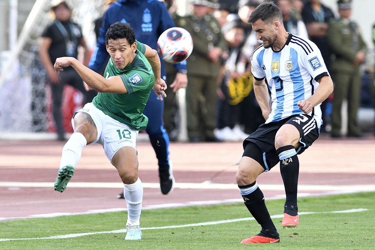 Argentina fue ampliamente a Bolivia en el Hernando Siles de La Paz y ganó por 3-0 por la fecha 2 de las Eliminatorias 2026. (Foto: AFP)
