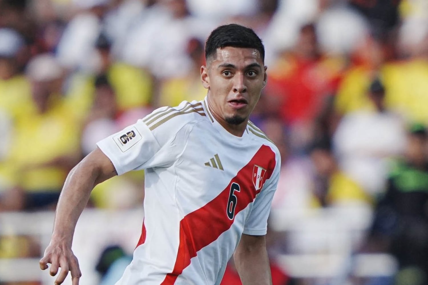 César Inga debutó con la selección peruana ante Colombia por las Eliminatorias 2026. (Foto: FPF)