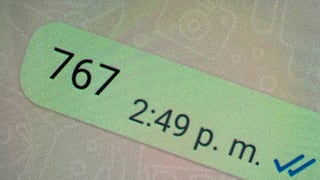 Por qué las parejas comparten el número “767″ en WhatsApp y qué significa