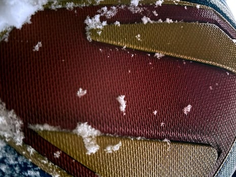 “Superman”: los secretos que revelan la primera imagen de David Corenswet como Clark Kent