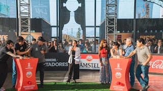 Hinchas peruanos vencen a una leyenda y celebraron la final de la CONMEBOL Libertadores desde la cancha