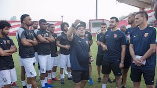 Volvió al fútbol: Diego Maradona inició sus labores como entrenador delAl Fujairah de Emiratos Árabes