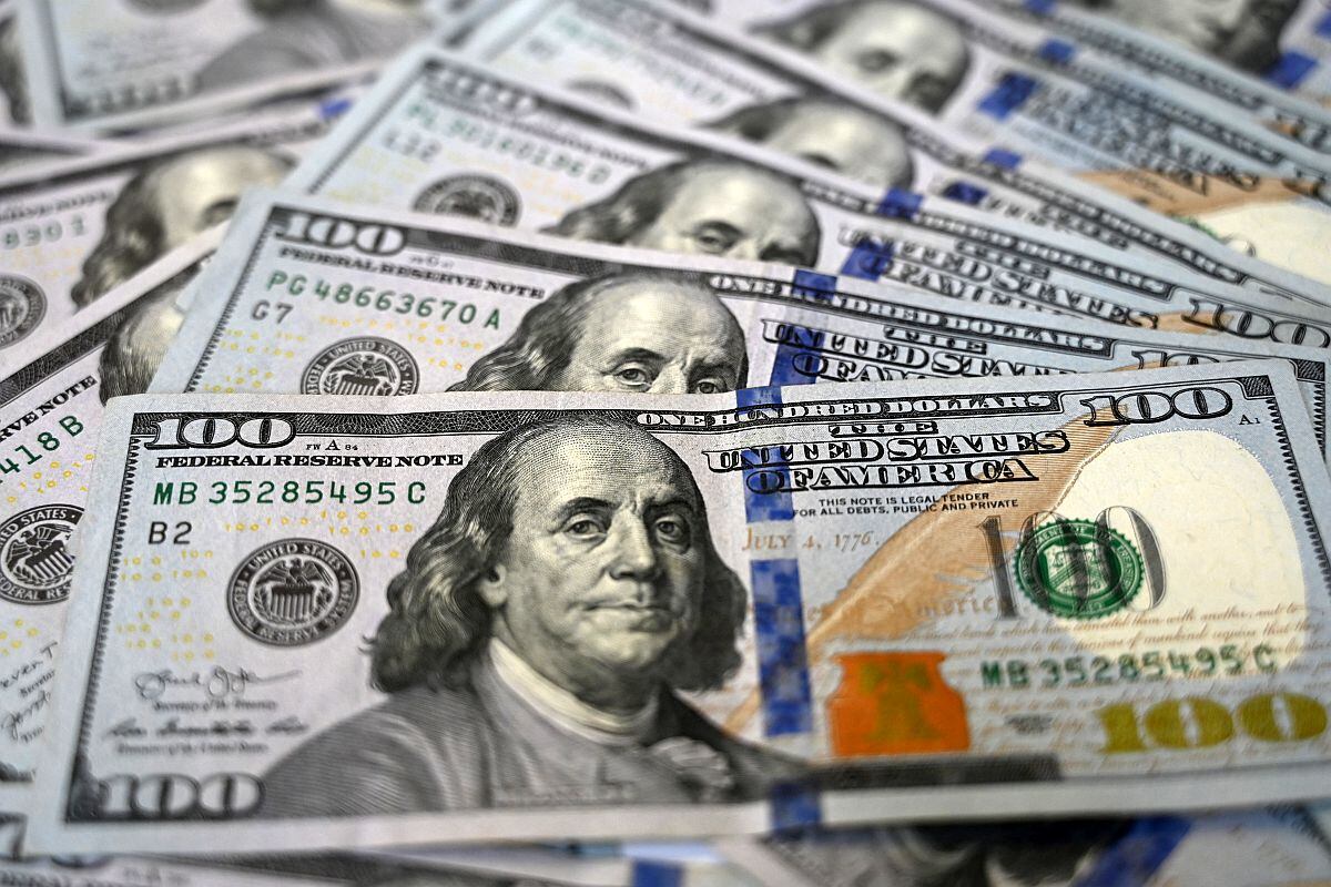 Los ciudadanos de California (Estados Unidos) recibirán hasta el 15 de octubre los cheques de estímulo (Foto: AFP)