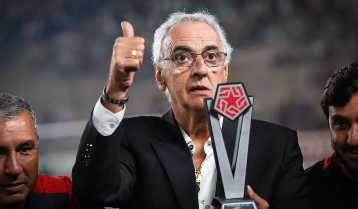 Jorge Fossati fue anunciado como el mejor DT de la Liga 1. (Foto: Agencias).
