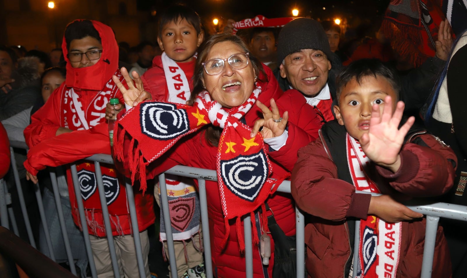 Cienciano avanzó a cuartos de final y desató la celebración en la Plaza Mayor de Cusco (Foto: GEC)
