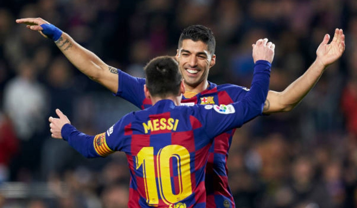 Luis Suárez y Lionel Messi fueron compañeros en Barcelona. (Foto: Getty Images)