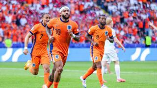 ¿Cuánto pagan los remates al arco de Depay en el Rumania vs Países Bajos?