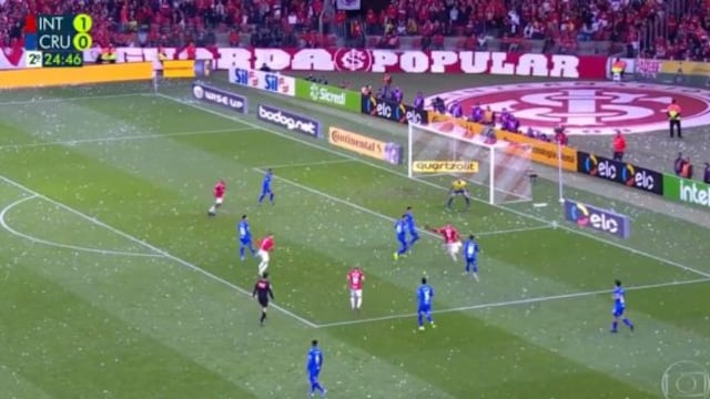 Véanlo ustedes mismos: golazo de Paolo Guerrero para 'doblete' en el Internacional vs Cruzeiro por Copa Brasil [VIDEO]