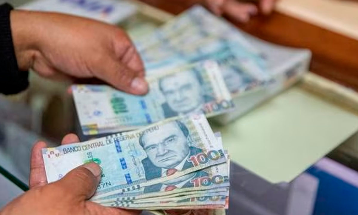 Ayuda a crecer tu CTS depositándola en la caja o banco que te ofrezca los mejores intereses. (Foto: Andina)