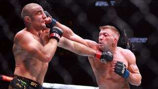 Resumen del UFC 297: Dricus Du Plessis venció a Sean Strickland por decisión dividida