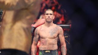 Prochazka vs Pereira: los pronósticos anuncian una victoria del brasileño