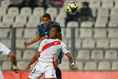 ¿Hay negociación? El entorno de Renato Tapia rompió el silencio sobre River Plate