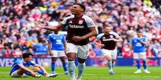 Los Villanos buscarán la remontada en el duelo Aston Villa vs Nottingham Forest (Crédito: Alamy Stock Photo).