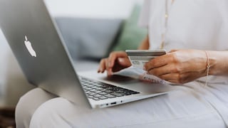 Cuáles son los riesgos y beneficios de pedir préstamos online