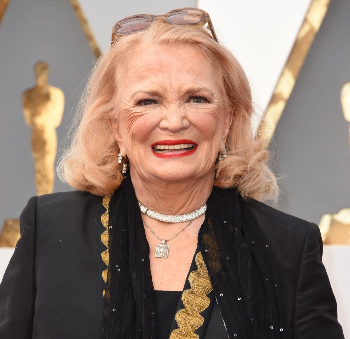 Cuando Gena Rowlands llegó a la alfombra roja de la 88ª edición de los Oscar el 28 de febrero de 2016 en Hollywood, California (Foto: Valerie Macon / AFP)
