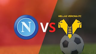 Al comienzo del segundo tiempo Napoli y Hellas Verona empatan 1-1