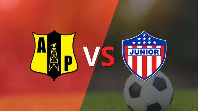 Termina el primer tiempo con una victoria para Junior vs Alianza Petrolera por 1-0