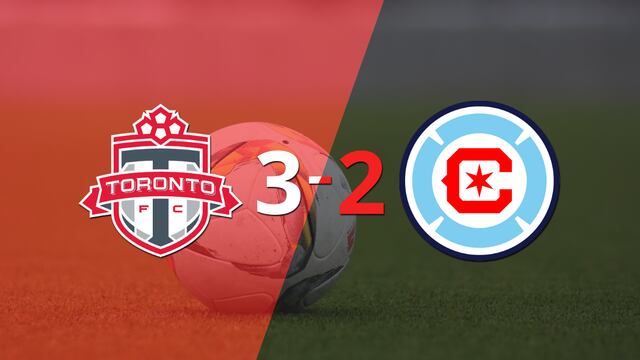 Doblete de Alejandro Pozuelo en el triunfo 3-2 de Toronto FC frente a Chicago Fire