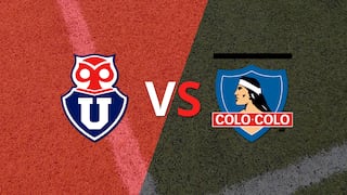 Universidad de Chile y Colo Colo empatan 1-1 y se van a los vestuarios