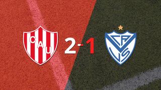 Unión derrotó 2-1 en casa a Vélez