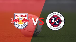 Comienza el juego entre New York Red Bulls y New England Revolution en el estadio Red Bull Arena
