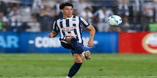 Los blanquiazules saldrán a defender el liderato en el duelo Alianza Lima vs Moquegua (Crédito: Alamy Stock Photo).