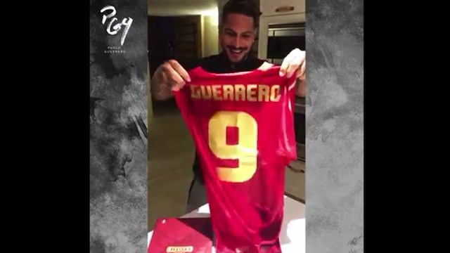 Perú en Rusia 2018: la reacción de Paolo Guerrero al recibir la nueva camiseta [VIDEO]