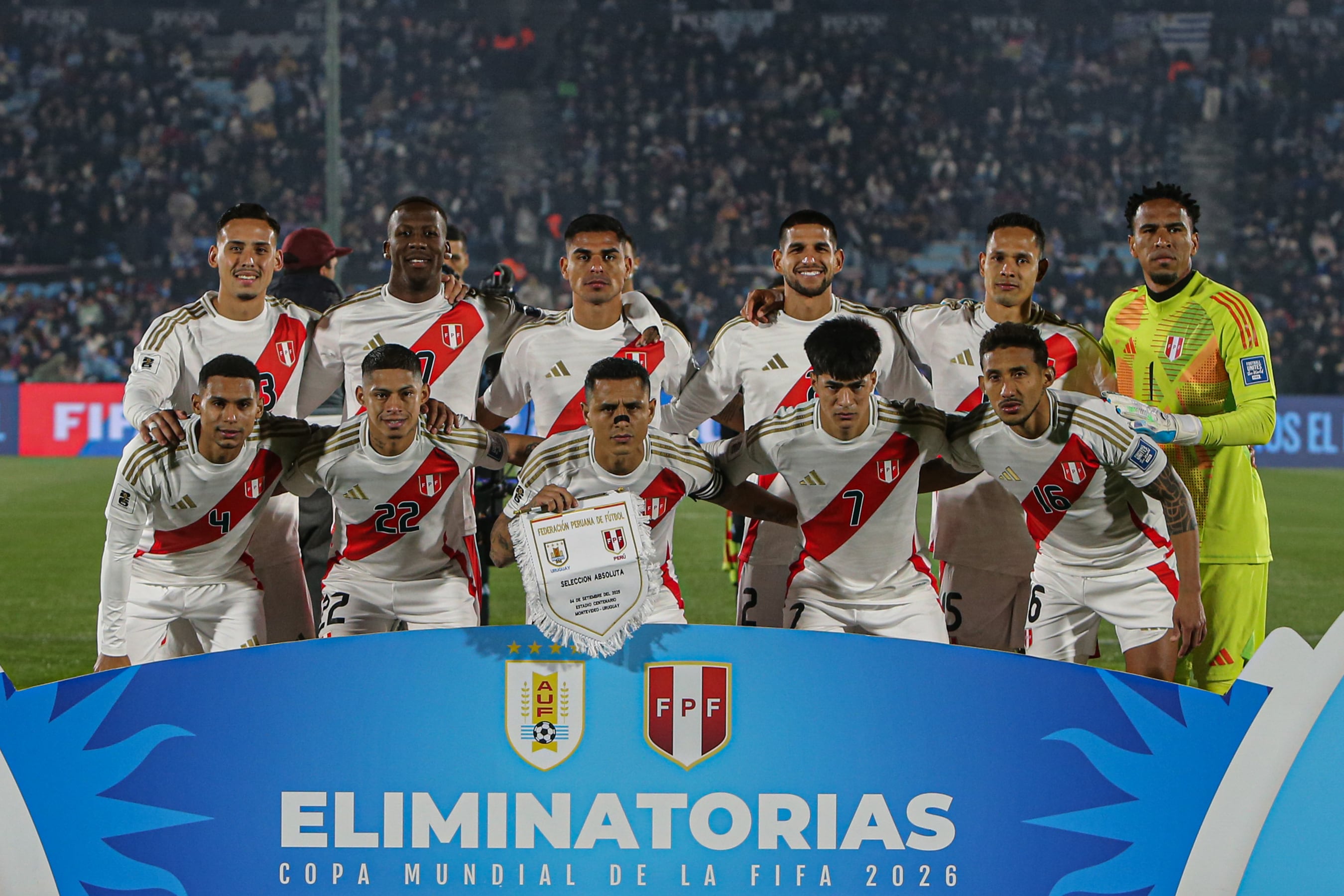 Selección peruana cerrará las Eliminatorias ante Paraguay en Lima. (Foto: EFE)