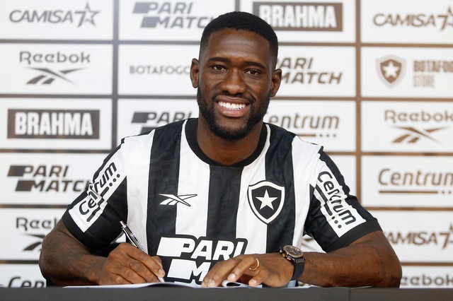 Bastos Quissanga - Botafogo. (Foto: Botafogo)
