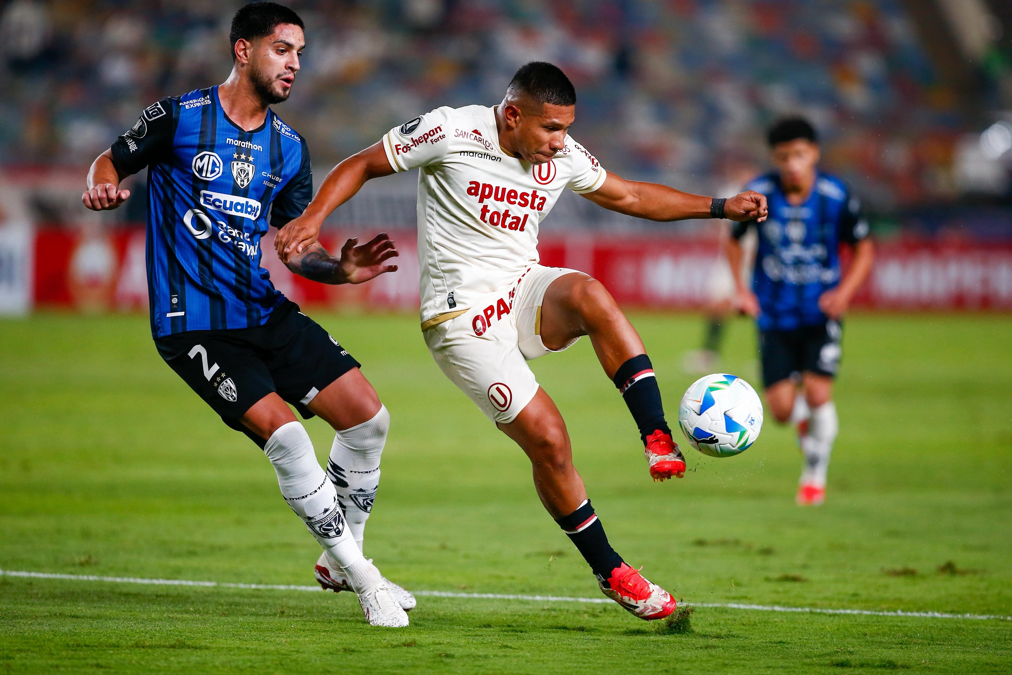 Universitario solo empató 1-1 Independiente del Valle y se complicó en la Copa Libertadores. (Fernando Sangama @gec)