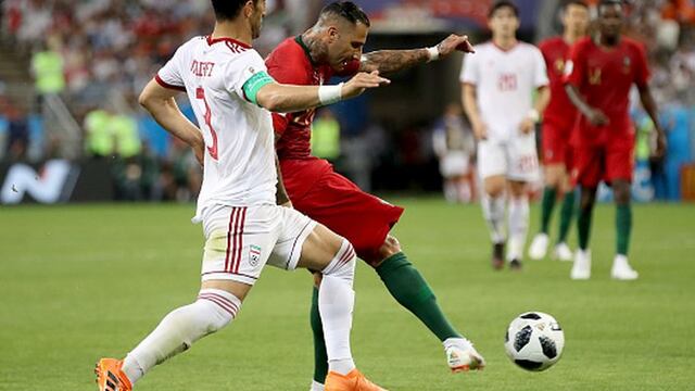 ¡Frotó la lámpara! Ricardo Quaresma le pegó 3 dedos y anotó un golazo para Portugal [VIDEO]