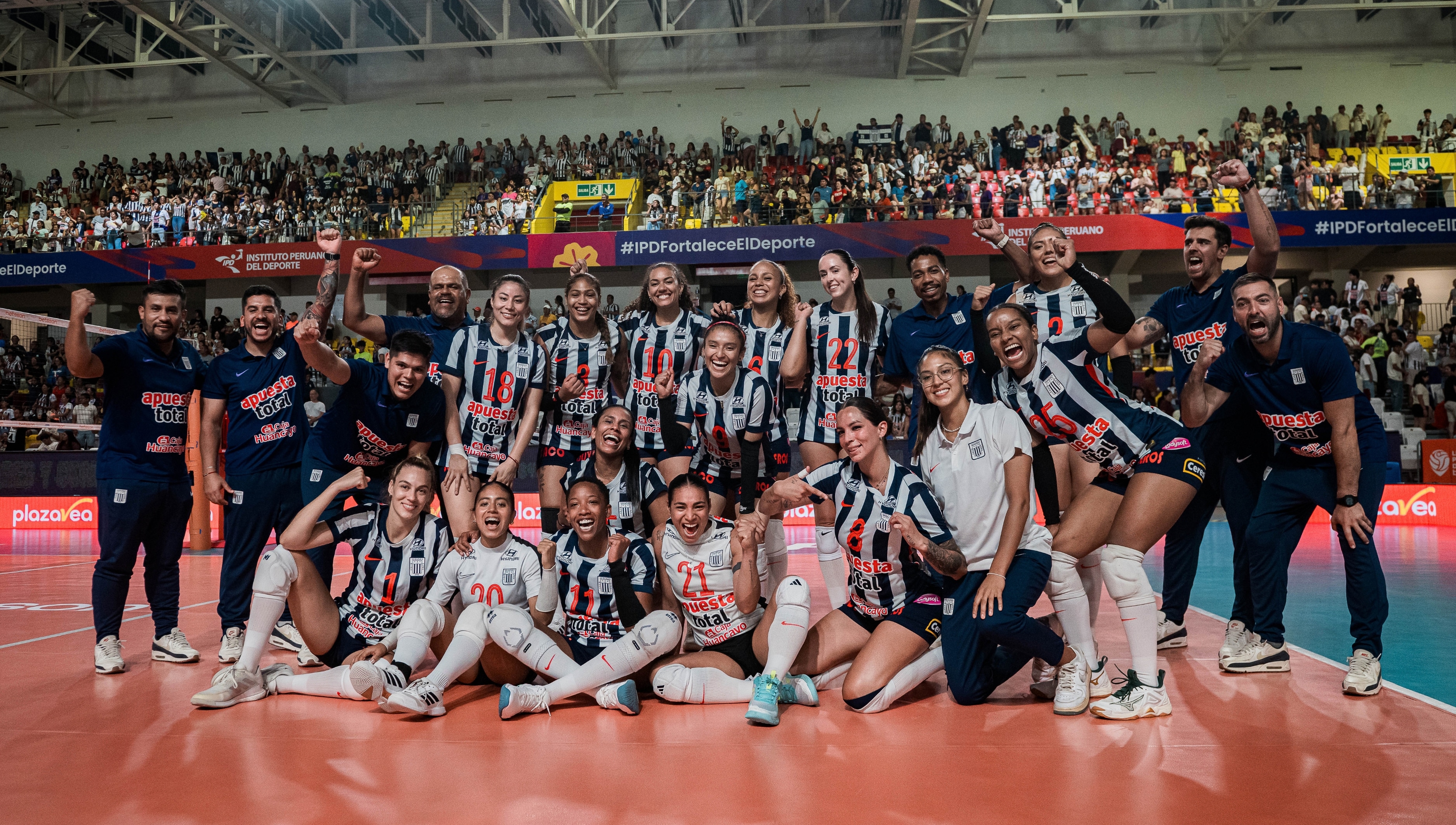 Alianza Lima lidera la Segunda Etapa de la Liga Peruana de Vóley con 49 unidades. (Foto: FPV)