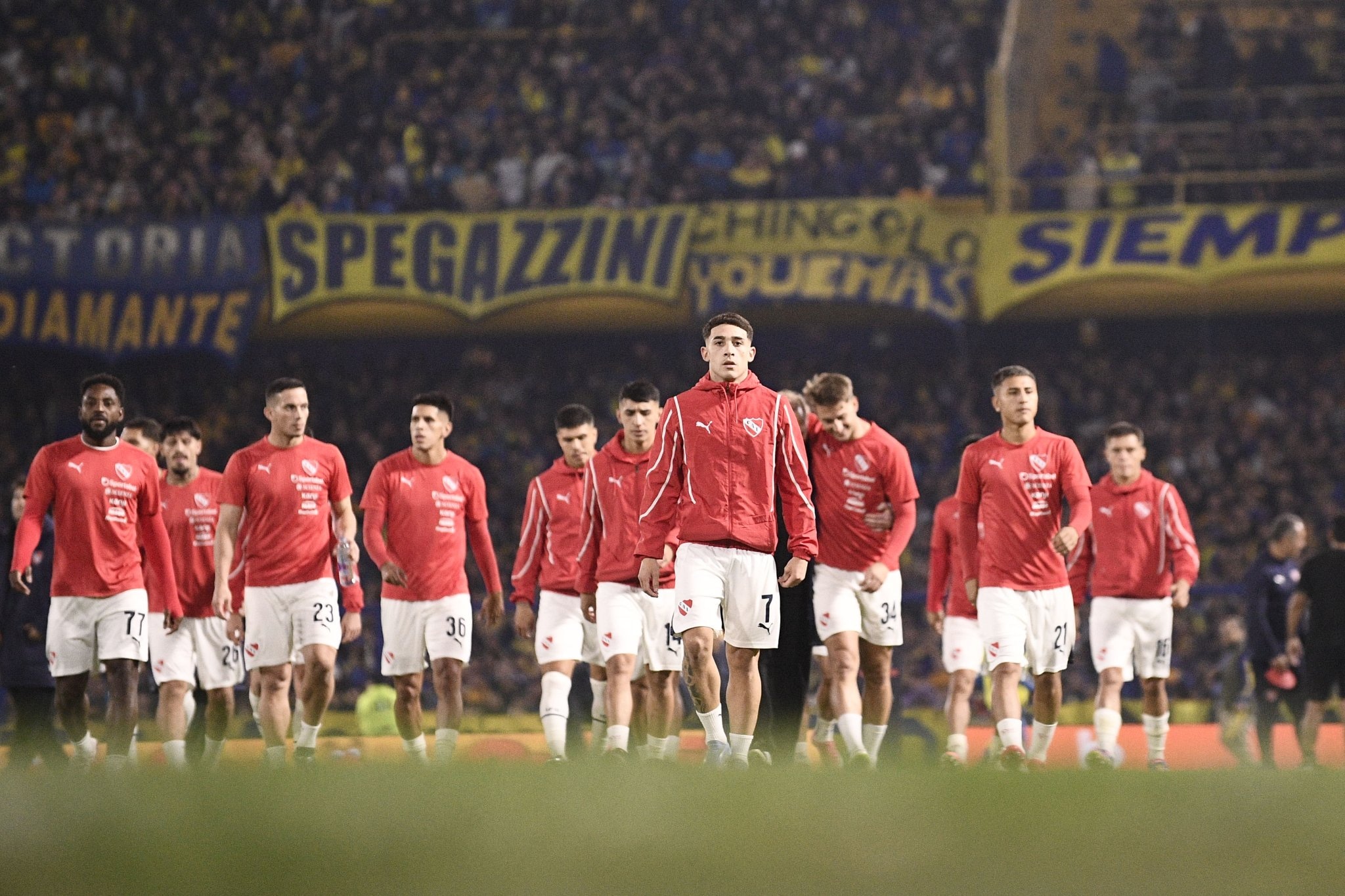 Independiente quedó eliminado de la Copa Sudamericana por la Conmebol tras los actos de violencia. (Foto: @Independiente)