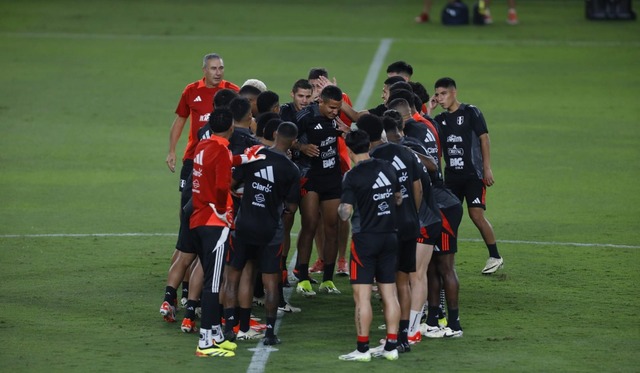 Última práctica de la Selección Peruana en el estadio Monumental, antes del partido ante República Dominicana. (Foto: Julio Reaño/@photo.gec)