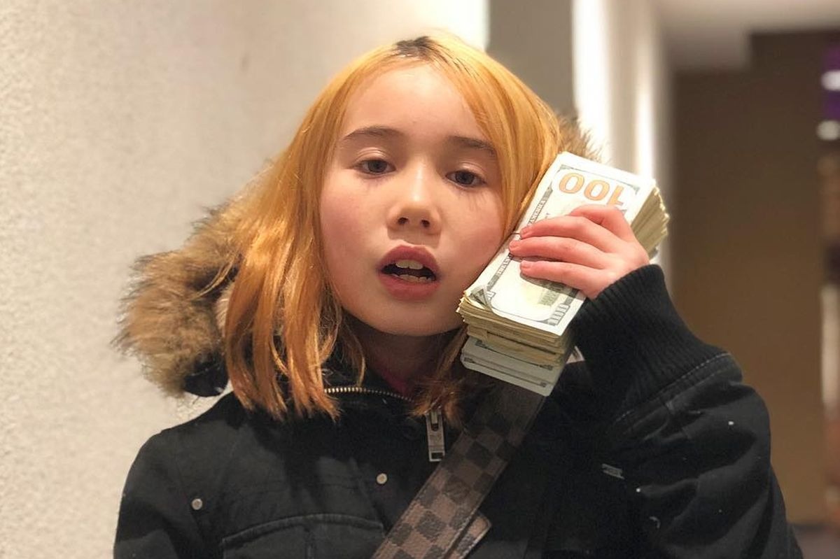 La menor dejó de existir y sus fanáticos envían mensajes de pesar en las redes sociales, donde tenía millones de seguidores (Foto: Lil Tay / Instagram)
