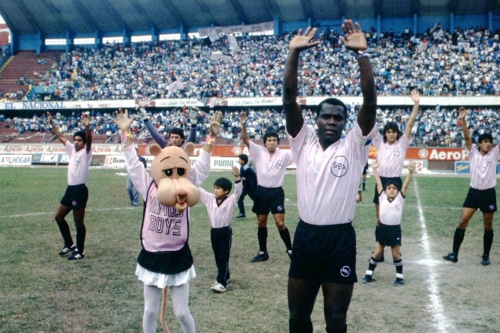 El brasileño Cláudio Adão jugó en Sport Boys en 1990 y se consagró como goleador de la temporada, con 31 goles. (Foto: GEC Archivo Histórico)