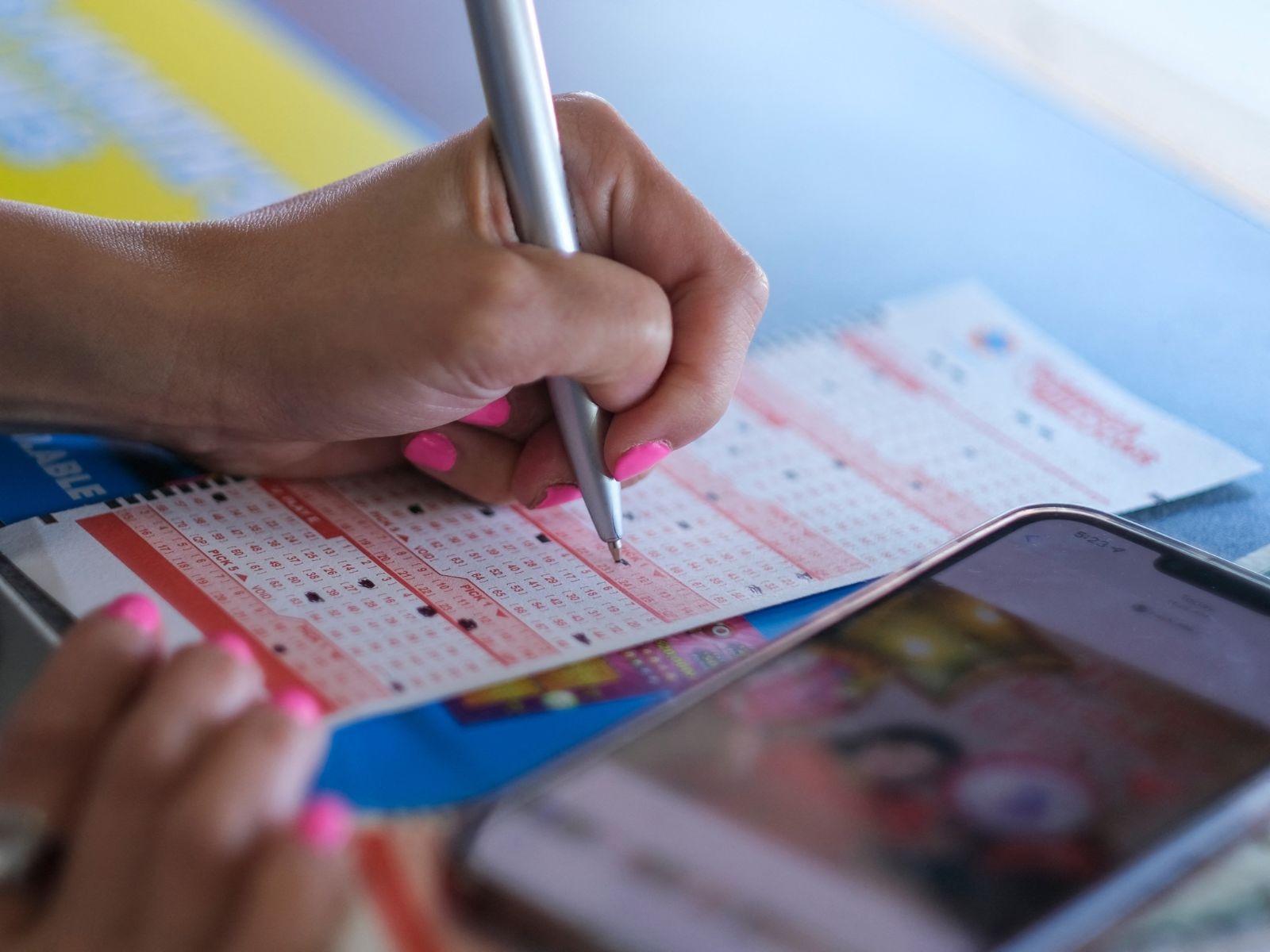 Mega Millions realiza sus sorteos cada martes y viernes (Foto: AFP)