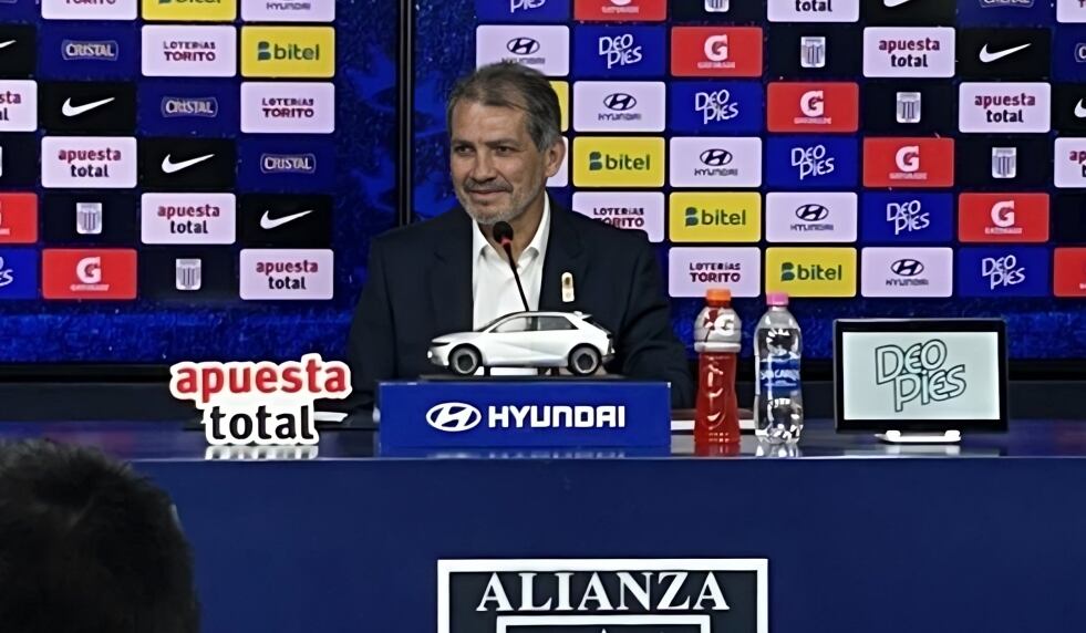 Franco Navarro volvió a trabajar en Alianza Lima luego de 22 años. (Foto: Difusión).