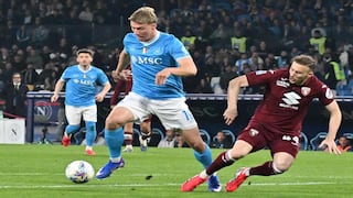 Pronósticos Napoli vs Milan: Un empate técnico con valor en ambos arcos