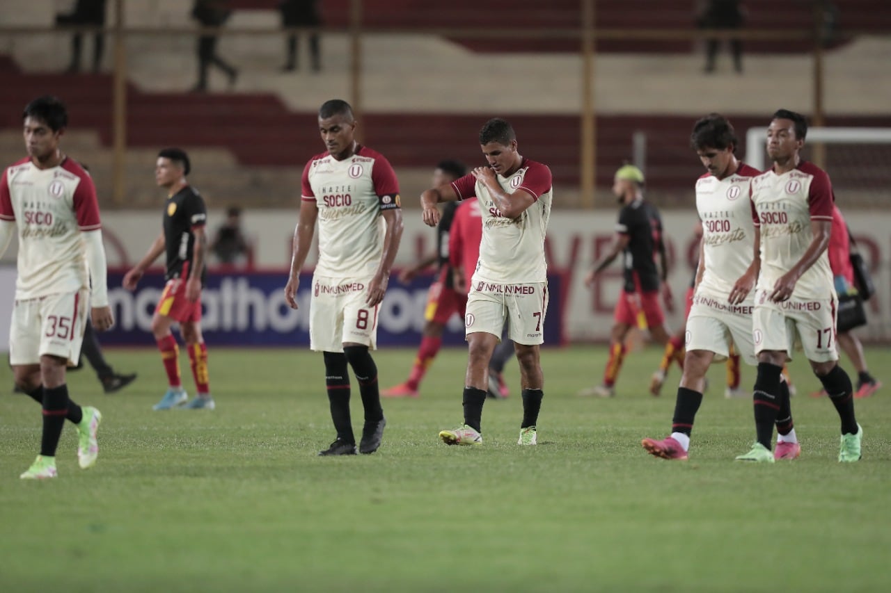 Universitario perdió 3-2 ante Aucas, en la Noche Crema 2022, con Caín Fara en el equipo ecuatoriano. (Foto: GEC)